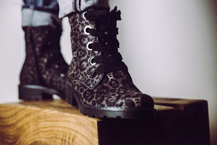 Must-Have: Rockige Boots für den Winter 1 Boots mit Leoparden-Print
