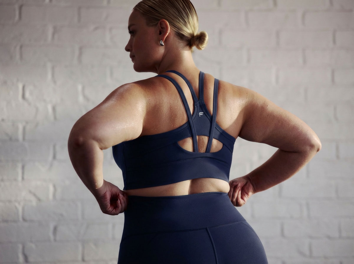 Sport ist für jeden Körper. Trainingsset mit extra Support | Fabletics