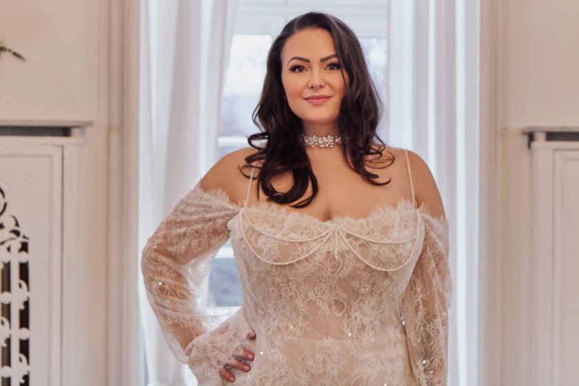 Brautkleid für Curvys | Model Tiffania von Liabella Bridal