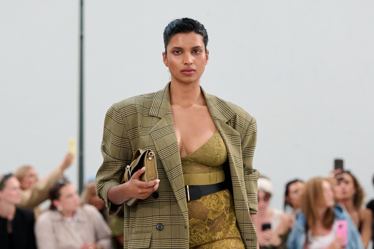 Die Farbstars: Khaki, Oliv und Animal Prints | Foto: James Cochrane | Copenhagen Fashion Week SS27